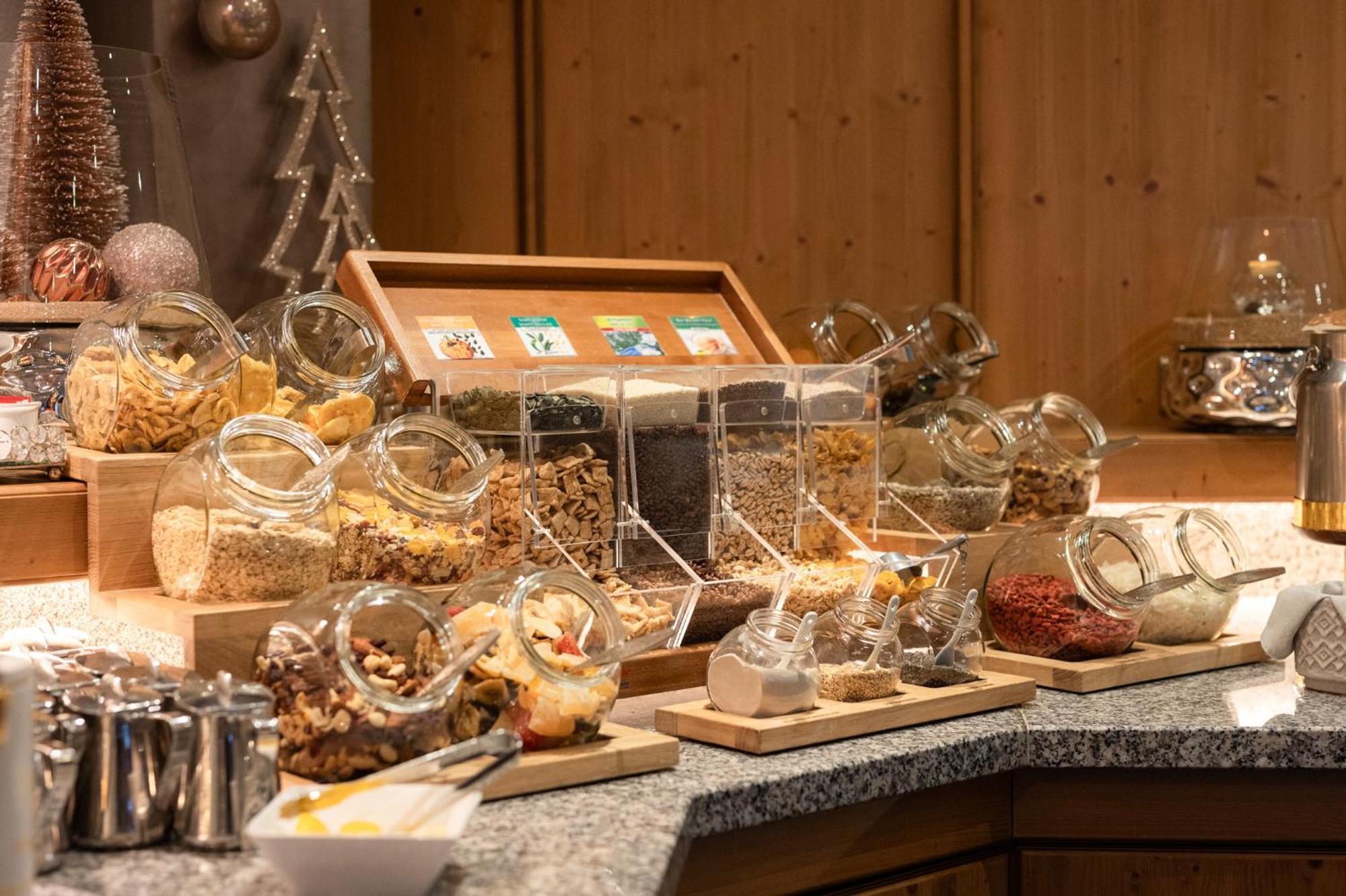 Hotel Garni Angela Ischgl Kültér fotó