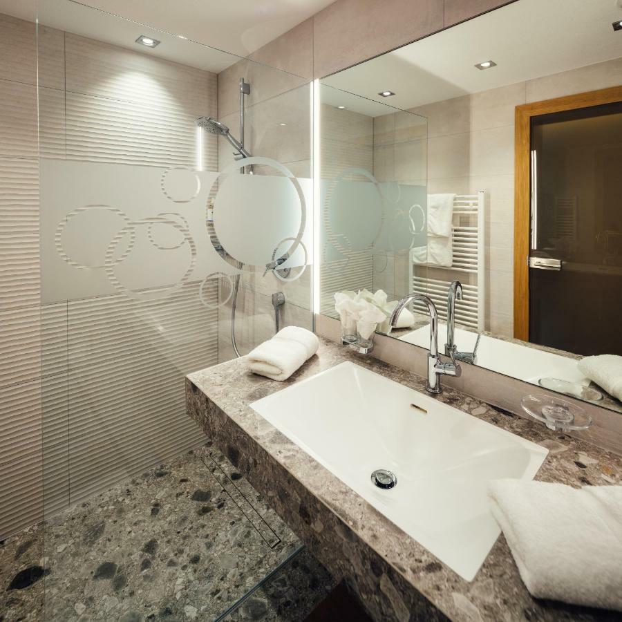 Hotel Garni Angela Ischgl Kültér fotó