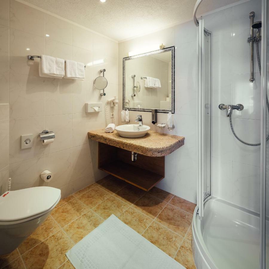 Hotel Garni Angela Ischgl Kültér fotó